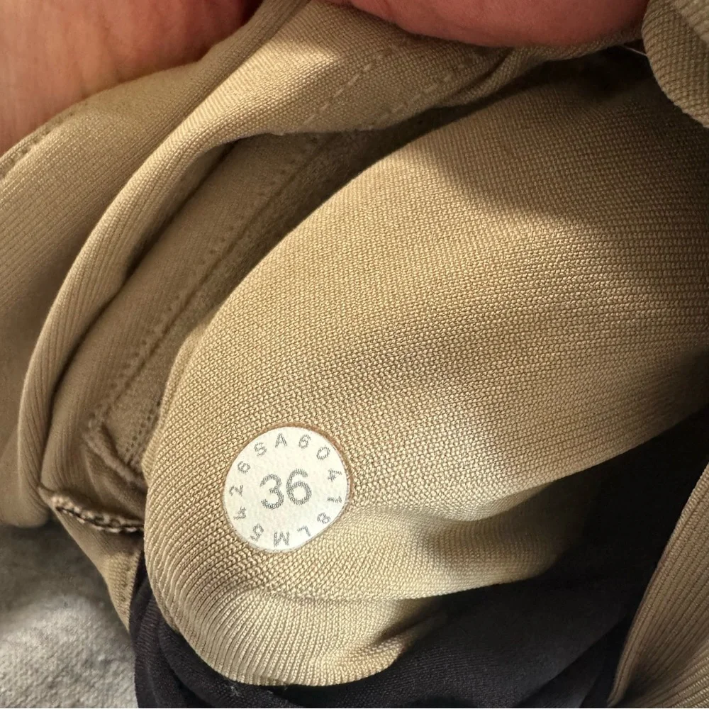 Lululemon ABC Pant Classic 36Wx34L - Picture 5 of 5